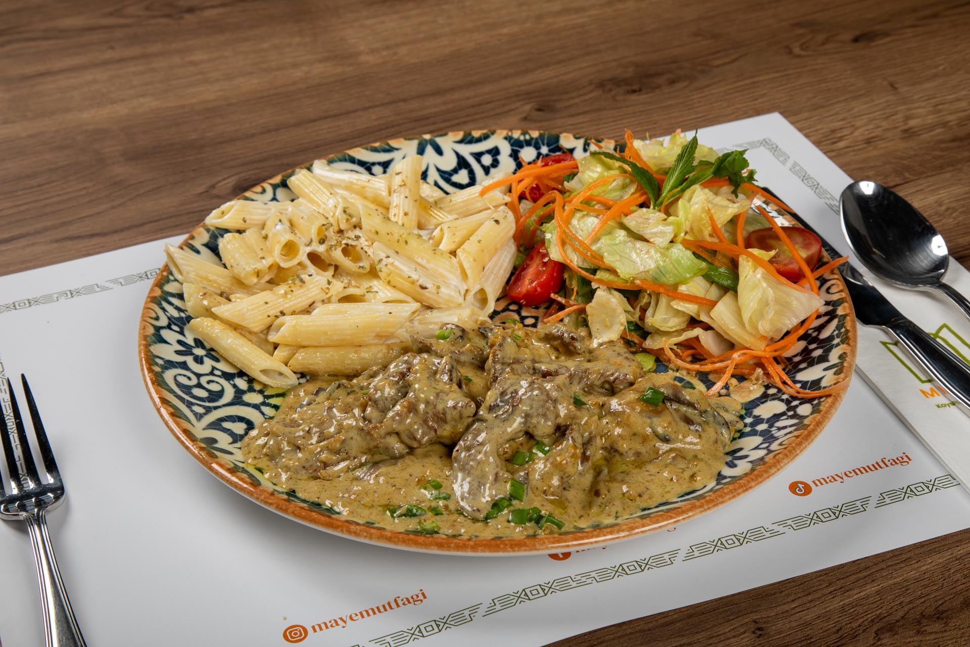 Maye Mutfağı Beef Stroganoff