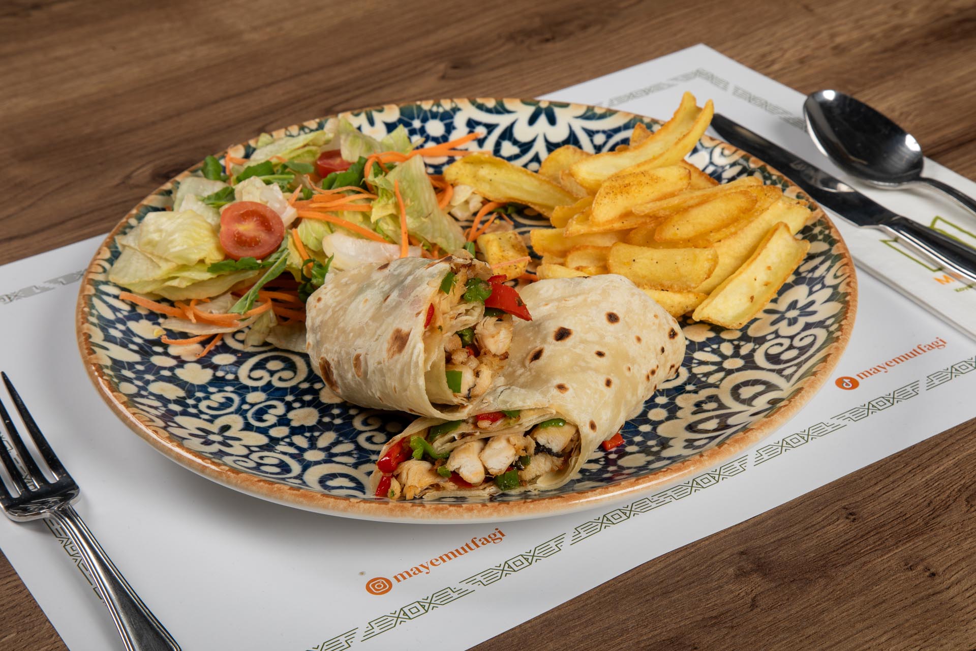 Maye Mutfağı TAVUKLU WRAP